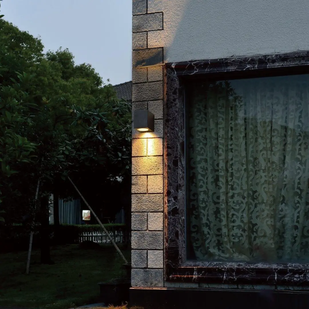 Steinhauer Wandlamp Modern Zwart GU10 - 1 Lichtpunt
