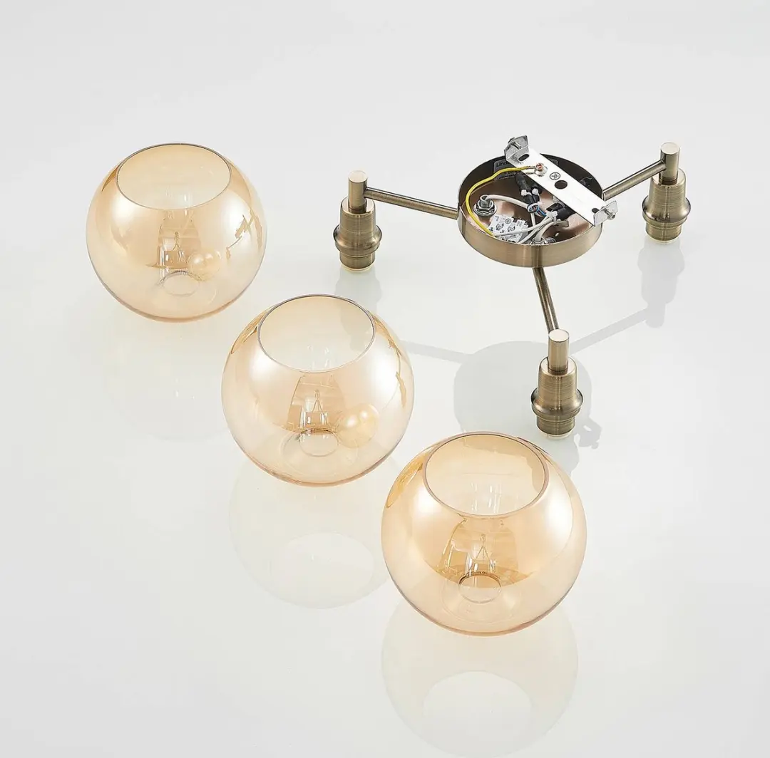 Lindby Plafondlamp 3-Lichts E14 - Ø46cm - Antiek Messing/Amber - afbeelding 6 van 6