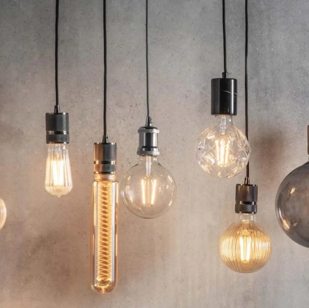 Brilliant LED Lamp A148 XL Filament E27 2,5W 120lm - Amber