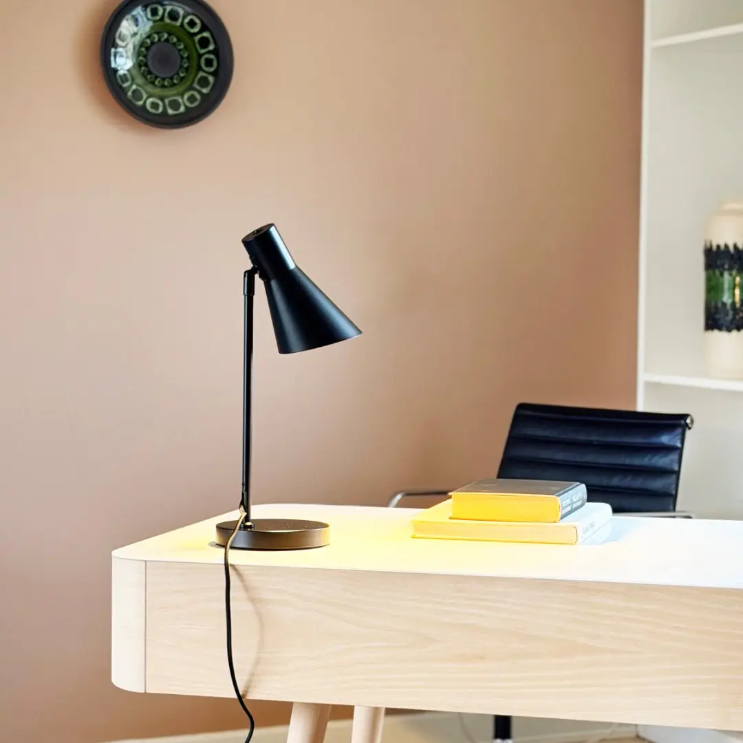 Dyberg Larsen DL12 Tafellamp - 20W - Zwart
