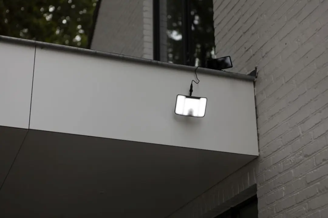 Lutec Kombo Solar Wandlamp 6W - Zwart