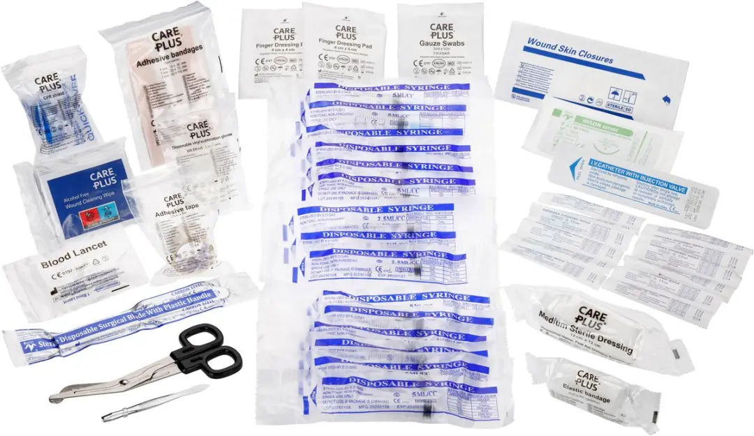 Care Plus First Aid Kit Adventurer - 72 Stuks