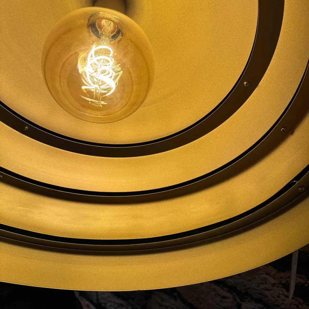 Freelight Hanglamp Djarin Ø28cm - Zwart/Goud