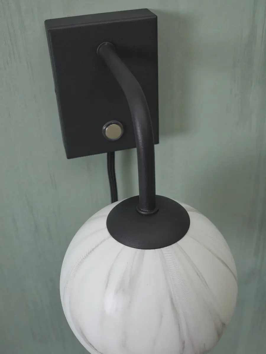 it's about RoMi Wandlamp Carrara - Zwart/Wit