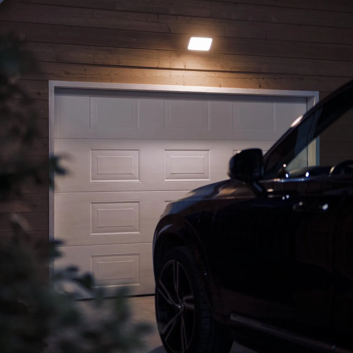 Philips Hue Discover Verstraler Zwart - Buitenlamp met Bewegingssensor - afbeelding 6 van 6
