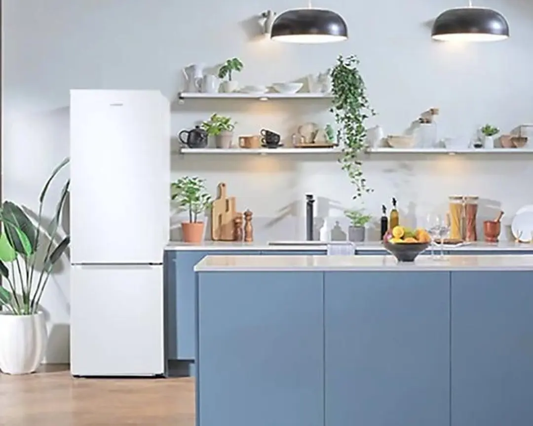 Samsung RB38T606EWW Koel/vriescombinatie 390L - 13 Kg/24h