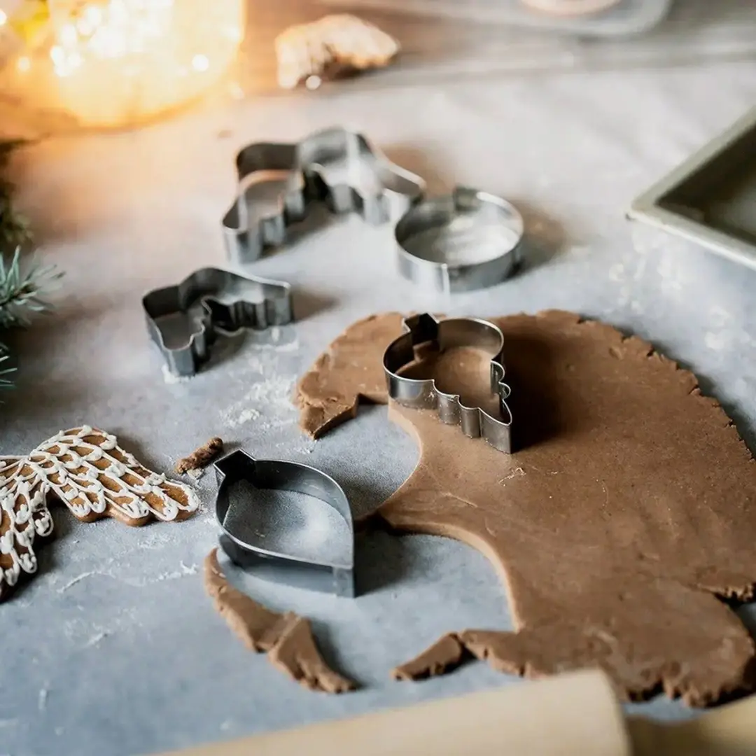 Orion Roestvrijstalen Kerstbalvorm Koekjessteker 9cm - Zilver