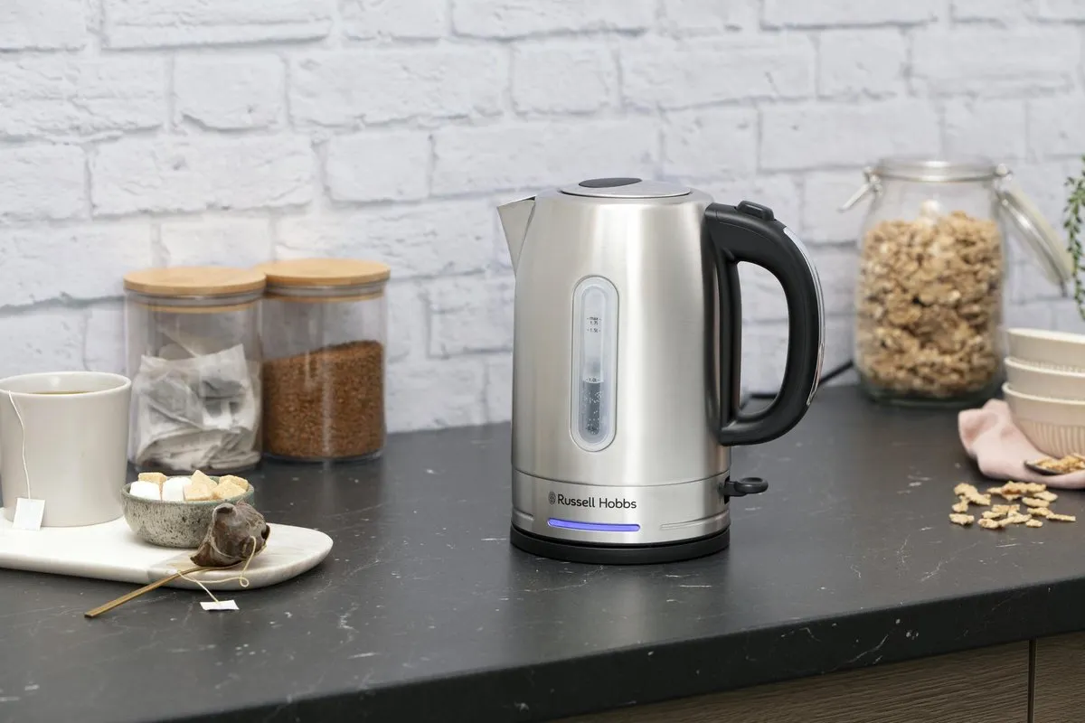 Russell Hobbs Quiet Boil Waterkoker 26300-70 - 1.7L - 2400W - Zilver - afbeelding 6 van 6