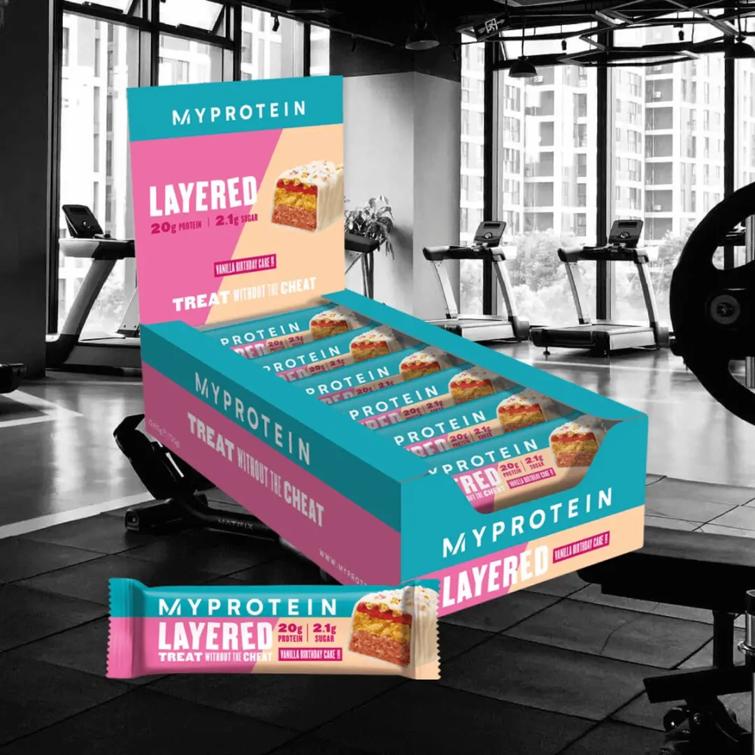 Myprotein Layered Bars Vanilla Birthday Cake - 12x60g
