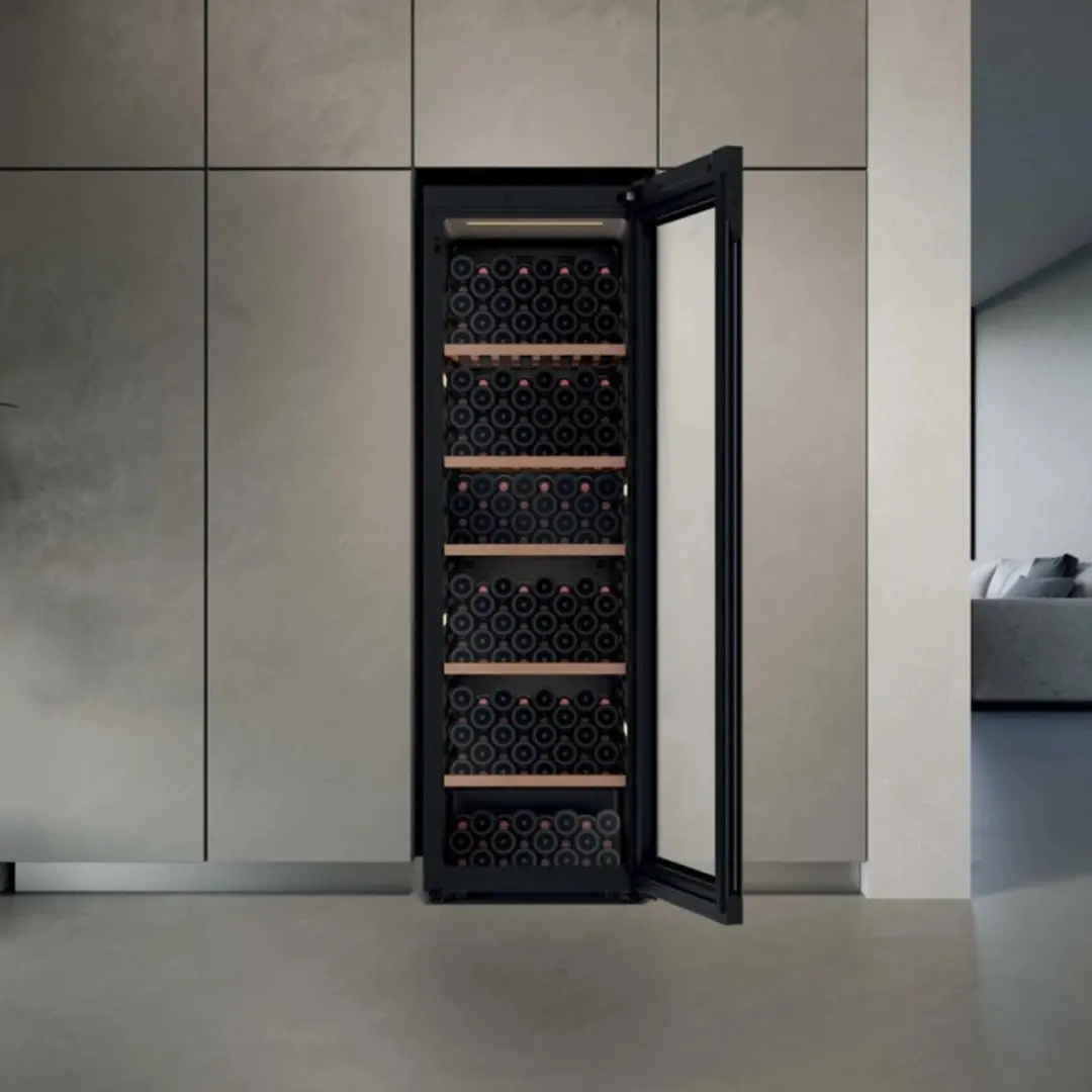 Haier HWS205GGEH1 Wijnkoelkast 205 Flessen - 1 Zone - Zwart