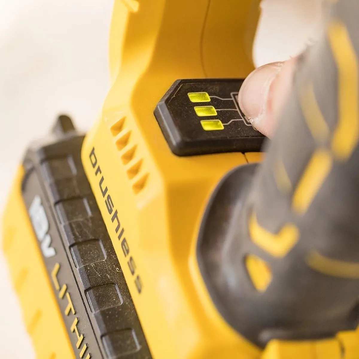Stanley FATMAX FMCD900M1S Accu-boorhamer - SDS-plus - 20mm Beton - afbeelding 6 van 6