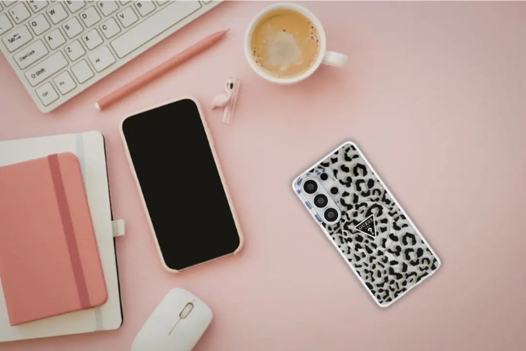 GUESS Hoesje Samsung Galaxy S26 Ultra - Panter Zwart - MagSafe