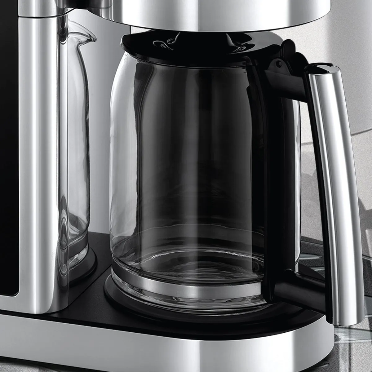 Russell Hobbs Elegance Glass 23370-56 Filterkoffiezetapparaat - 10 Koppen - 1600W - Aluminium