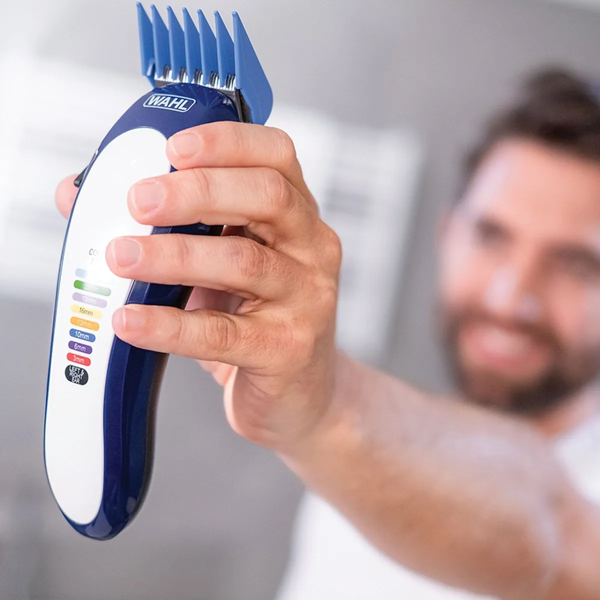Wahl Color Pro Lithium Tondeuse 79600-3716 - Wit/Blauw