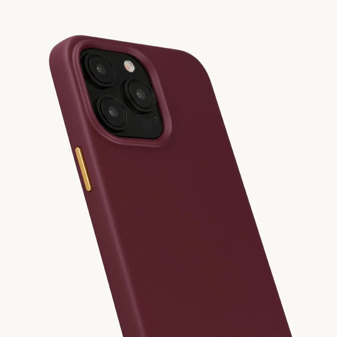 Selencia Hoesje iPhone 13 Pro - Bold Burgundy - MagSafe