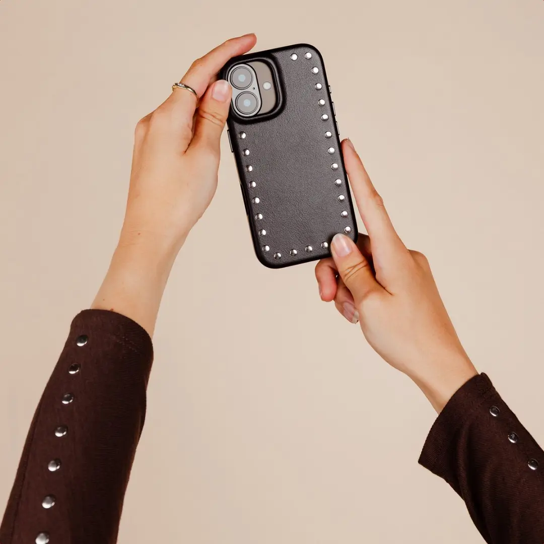 Selencia Hoesje iPhone 17 Pro Max Velvet Black - MagSafe