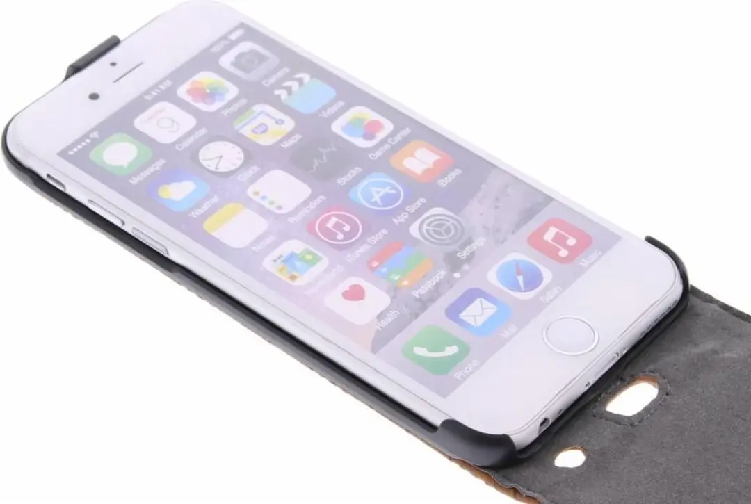 Guess iPhone 6 Scarlett Flap Case GUEGUFLP6SCCO - Bruin - afbeelding 4 van 5