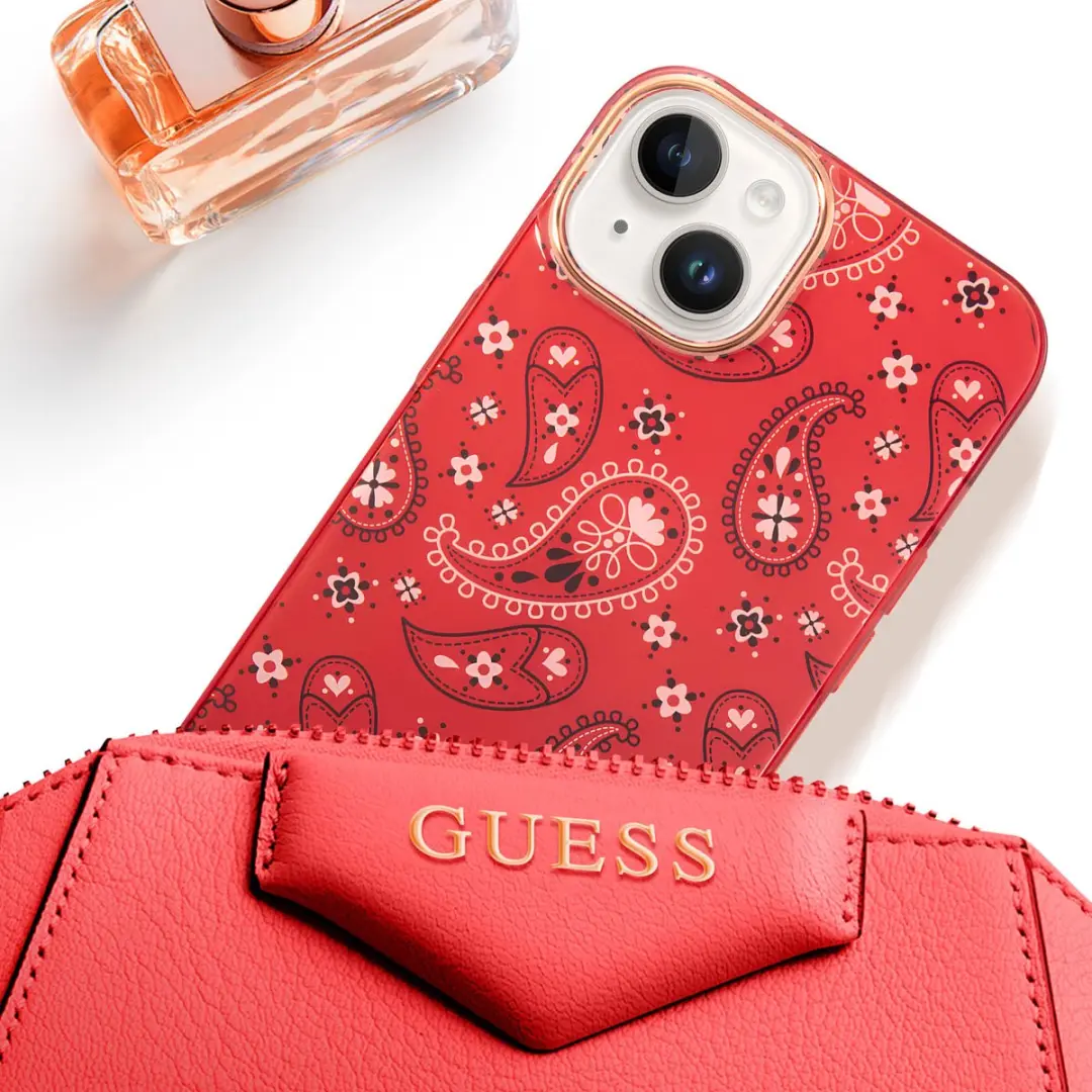 Guess Telefoonhoesje iPhone 14 Plus - Rood - TPU - MagSafe