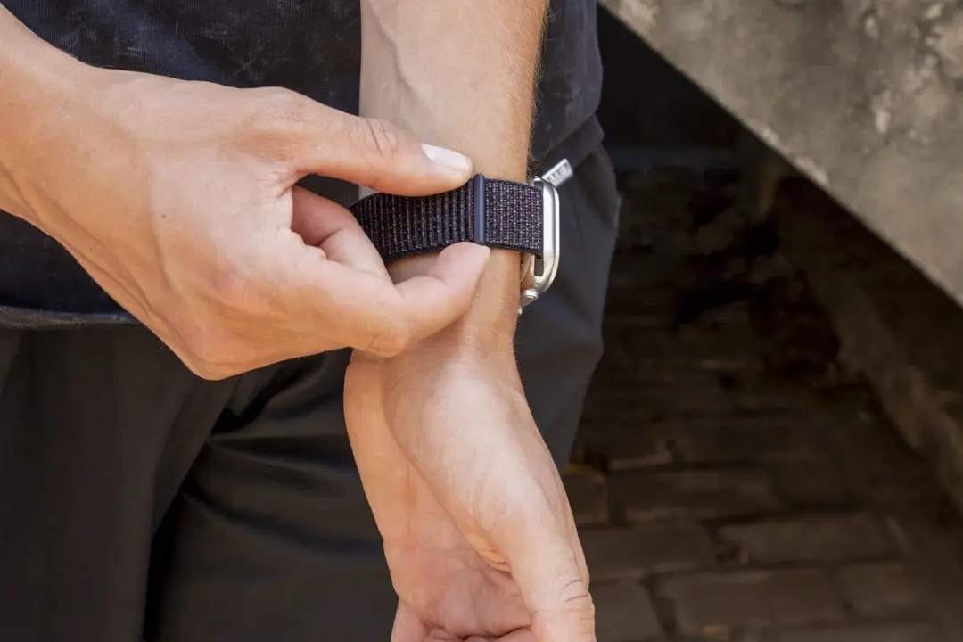 BALR Nylon Bandje Apple Watch 44/45/49mm - Zwart