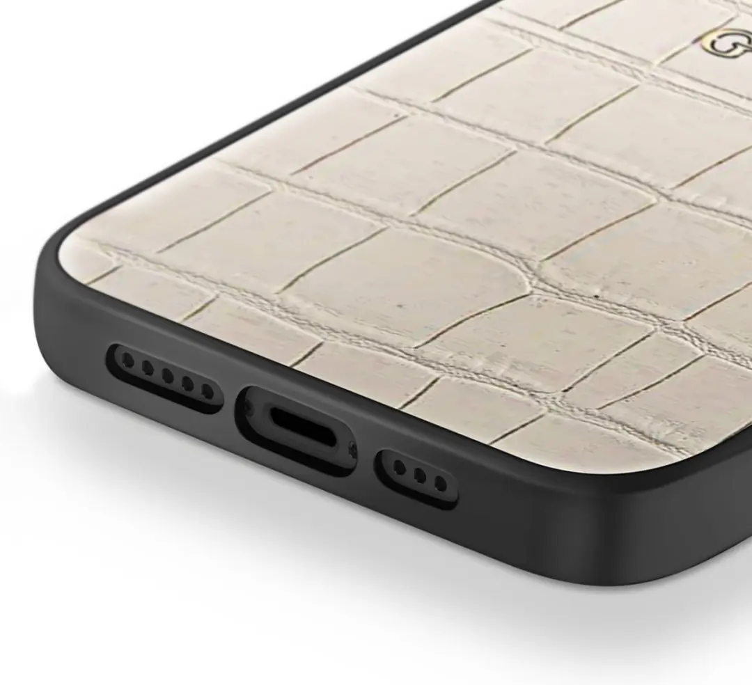 Guess Hoesje iPhone 13 Pro Croco Lines - Beige - MagSafe