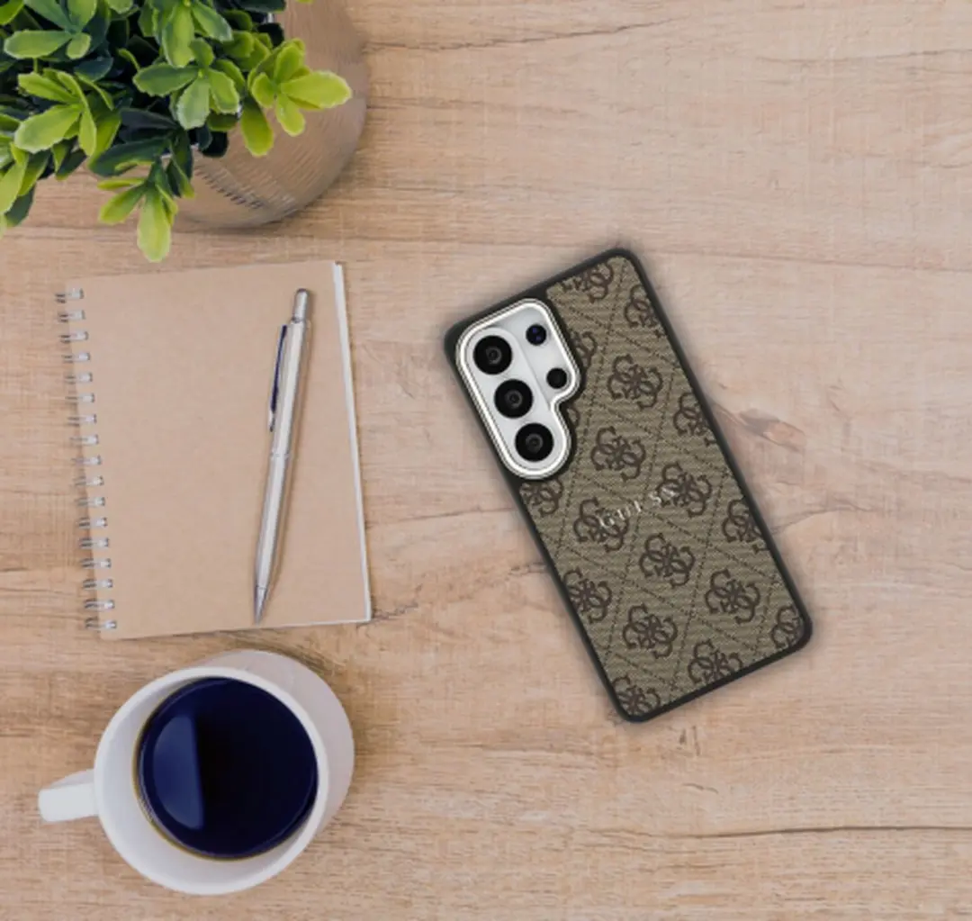 Guess Back Cover Galaxy S26 Ultra - Bruin - 14575