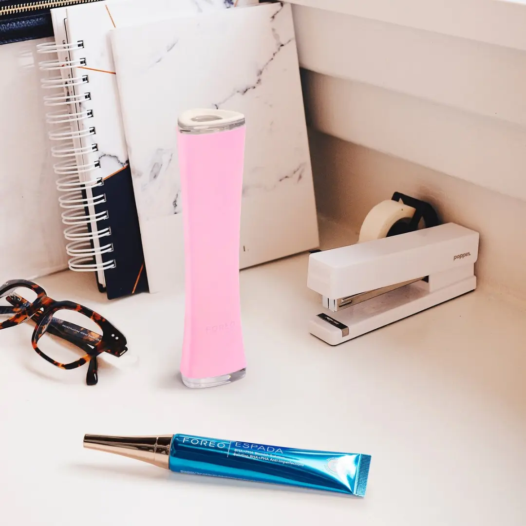 FOREO ESPADA 2 LED Lichttherapie Gezicht - 30 Seconden - Pearl Pink