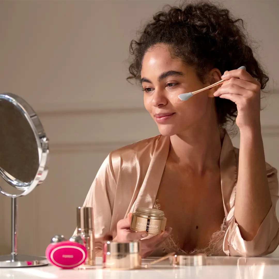 FOREO Supercharged Ultra-Hydraterend Slaapmasker 75ml - Rose Goud - afbeelding 6 van 6