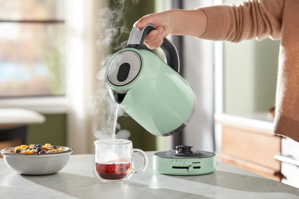 KitchenAid 5KEK1701EPT Waterkoker 1,7L - Pistache - afbeelding 4 van 6