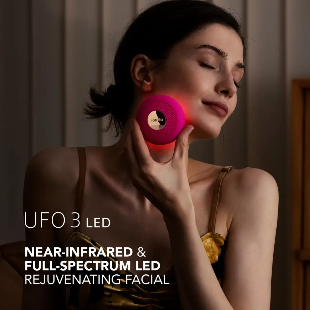 FOREO UFO 3 LED Gezichtsmasker - Volspectrum LED/NIR/Rood - Fuchsia - 14 Maskers + Oogcrème 15ml
