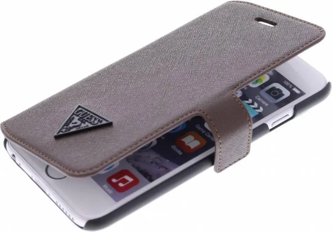 Guess Booklet Tasje 6G35061401 - Bruin - iPhone 6/6s