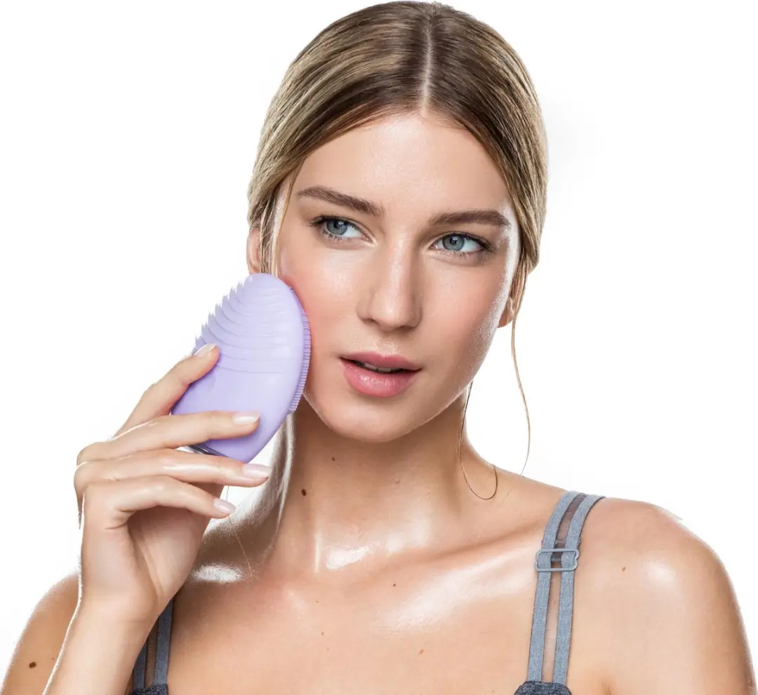 FOREO LUNA 3 Gezichtsreinigingsborstel 16 Snelheden - Lavendel - afbeelding 6 van 6