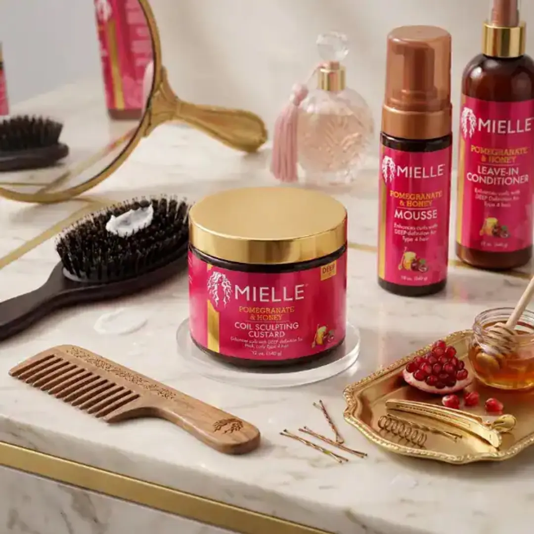 Mielle Organics Pomegranate & Honey Coil Sculpting Custard 340g