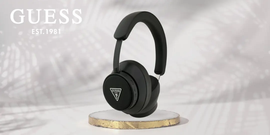GUESS C15PG Bluetooth Koptelefoon - Zwart
