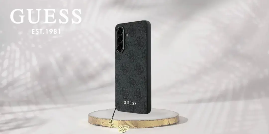 GUESS Charm Back Cover Hoesje - Samsung Galaxy A56 - Zwart