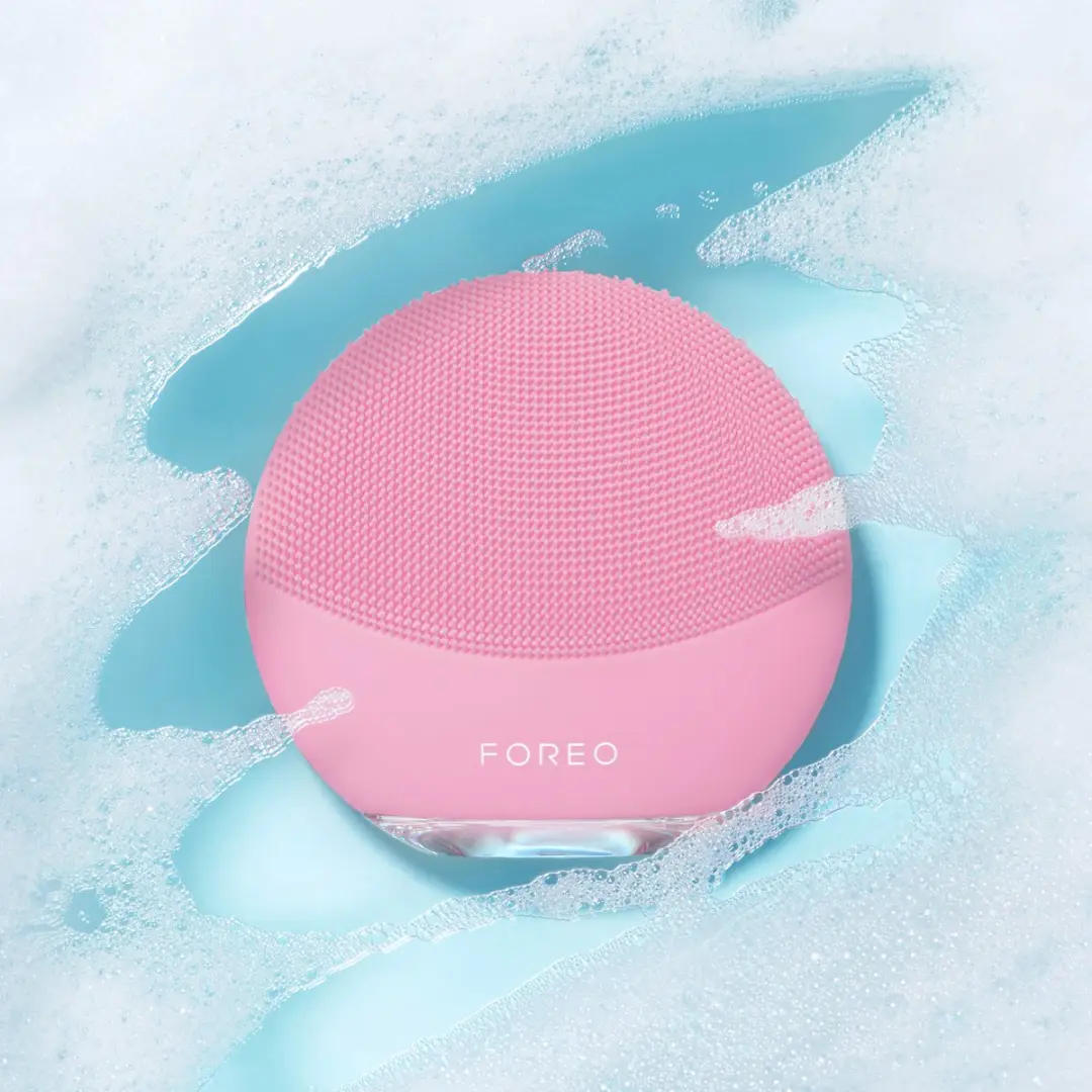 FOREO LUNA 4 mini Gezichtsreinigingsborstel - 12 Snelheden - Pearl Pink