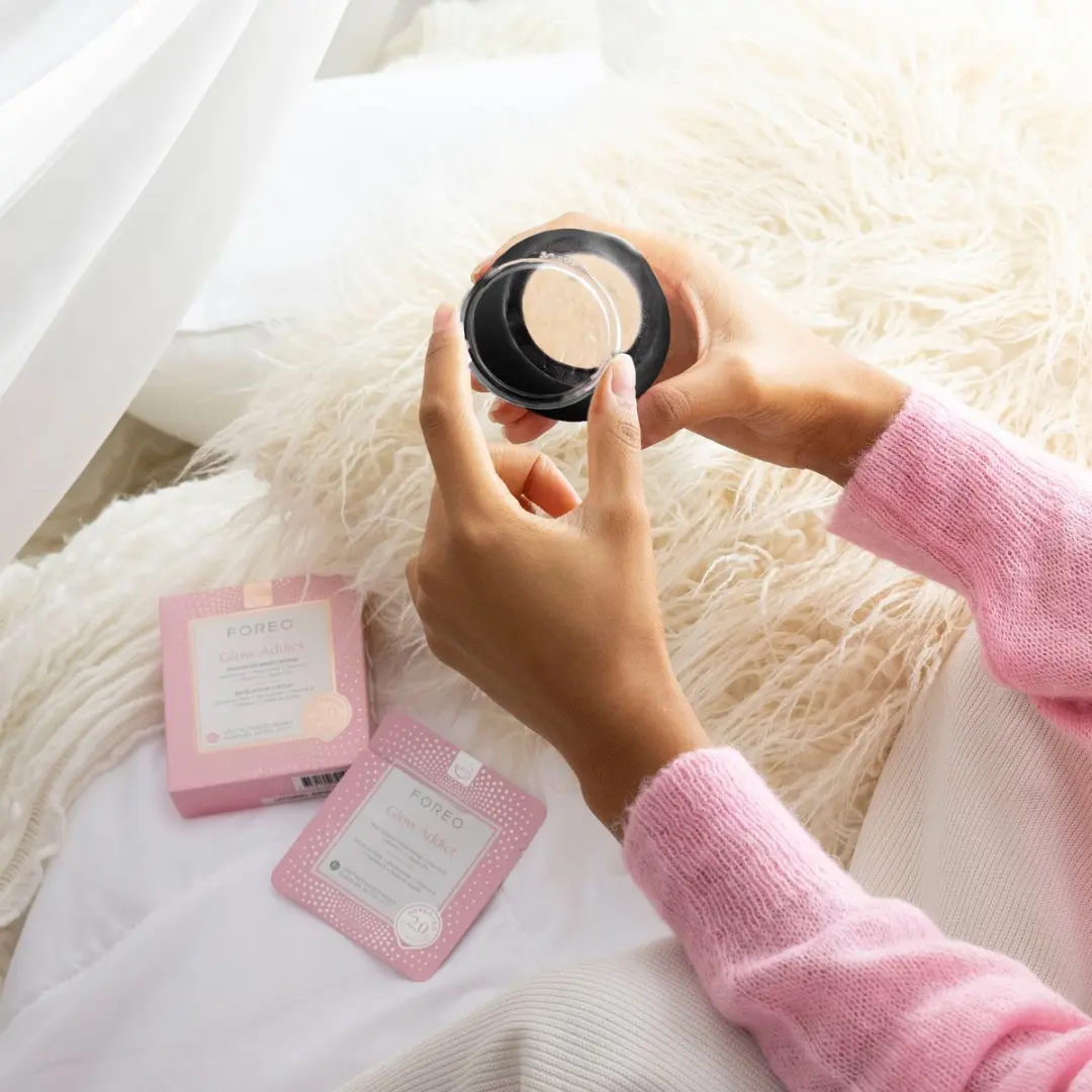 FOREO UFO 3 F1542 Gezichtsbehandelingsapparaat - 5-in-1 - Zwart