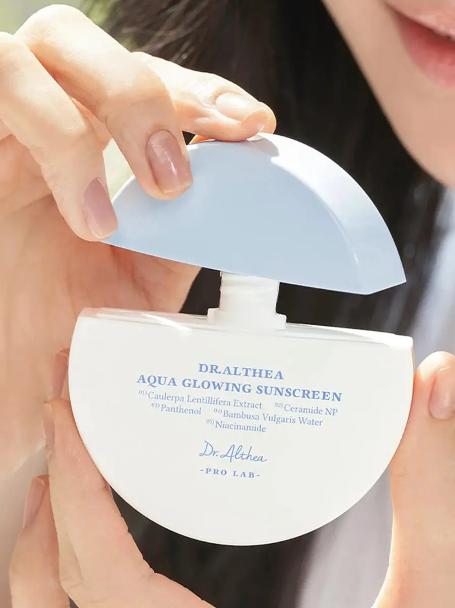 Dr. Althea Aqua Glowing Sunscreen 50ml