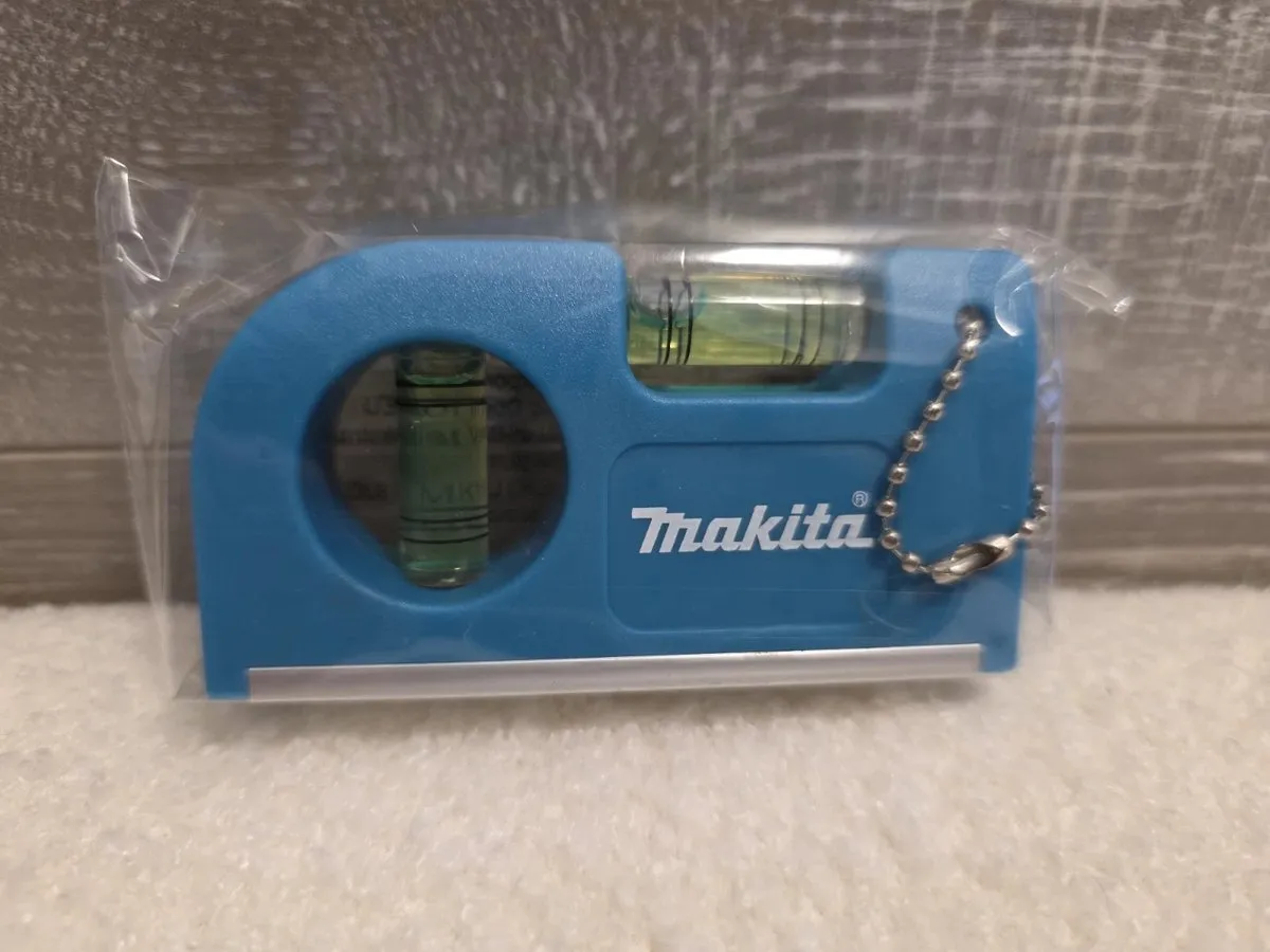 Makita Magnetische Waterpas 2 Libellen + Schoenveters 140cm - Turkoois