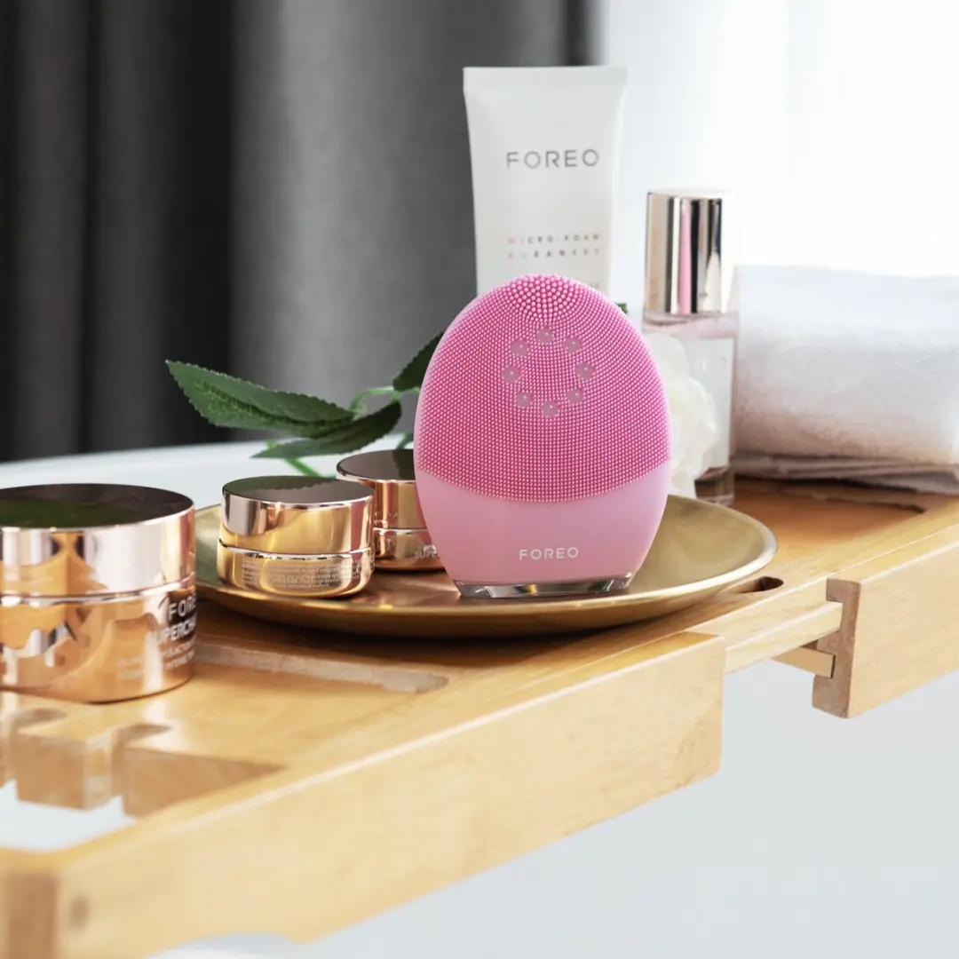 FOREO LUNA 4 plus Reinigingsapparaat - 16 standen - Roze