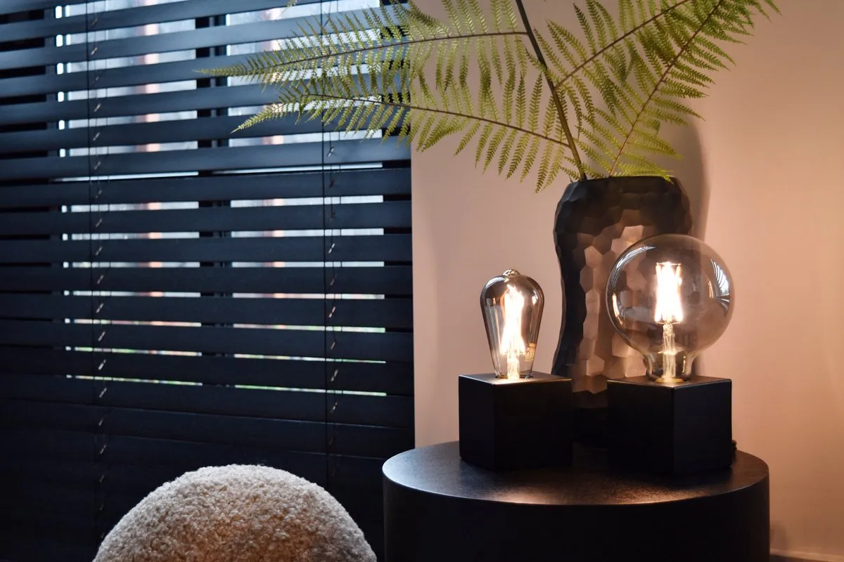 Calex Slimme LED Filamentlamp E27 7W - Rookglas - 1800K