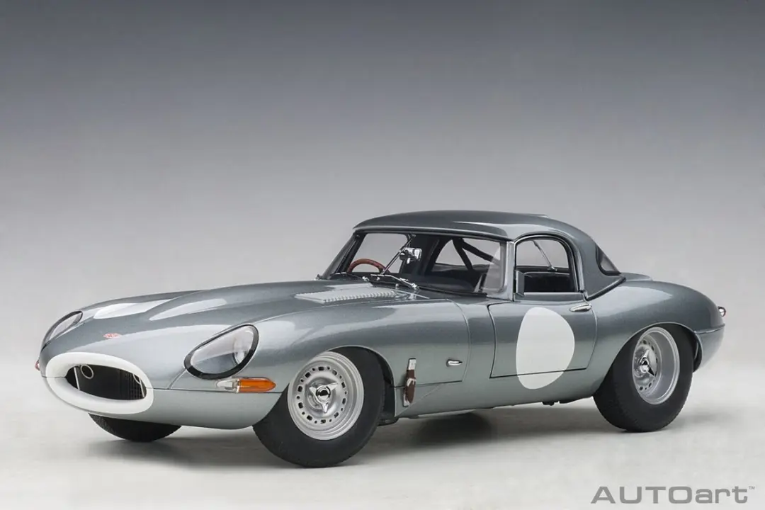 Jaguar Lightweight E-Type AutoArt 1/18