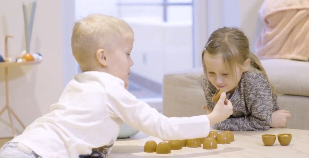 Tactic Choco – Bordspel – Pop n Find Spel – Geheugen en Reactiespel – Familiespel – 2 tot 4 Spelers – Vanaf 3 Jaar