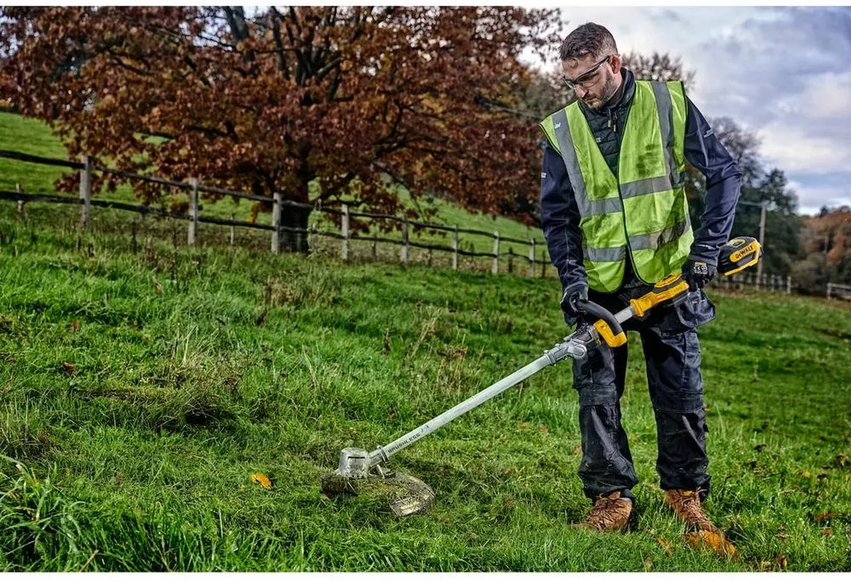 DeWalt Accu-grastrimmer 3600mm