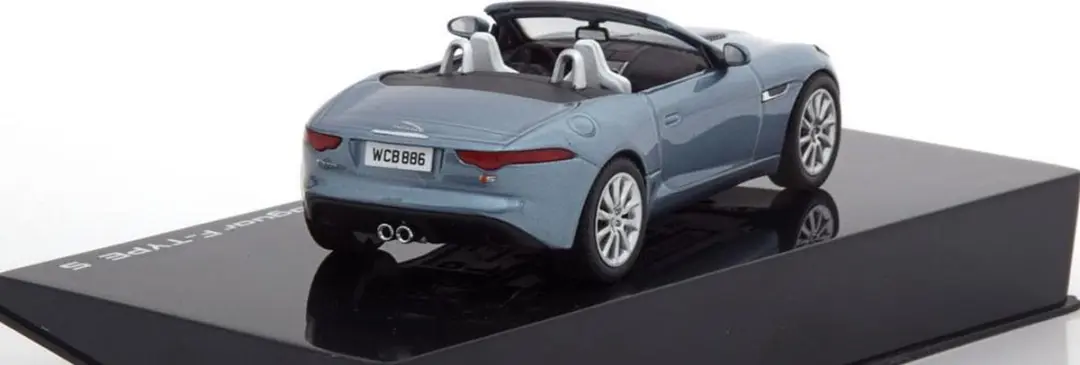 Jaguar F-Type V8 S IXO Models 1:43 Blauw Metallic